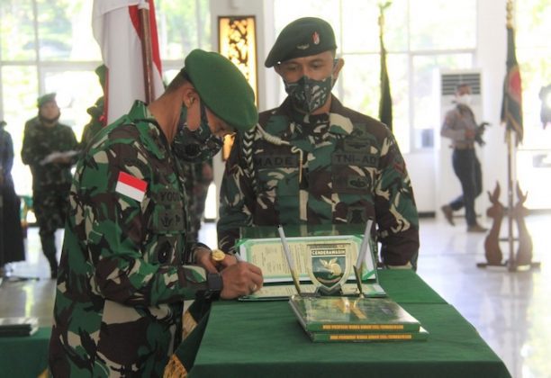 Pangdam Xvii Cenderawasih Pimpin Upacara Serah Terima Jabatan Dan Tradisi Korps Pejabat Kodam